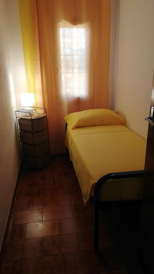 Villa Murgia Solanas  Eksteriør billede